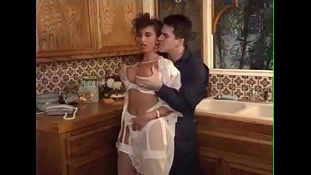 Redă Compilatie cu milf grasa cu tate uriasi care face sex oral