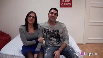 Riproduci Partner rumeni in Spagna che fanno chat video