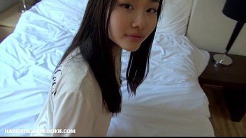 Afspelen Xnxx met handen tiener heeft seks op handen xnxx