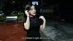 Jouer La beauté latina Emma Oficial séduite par une grosse bite au parc