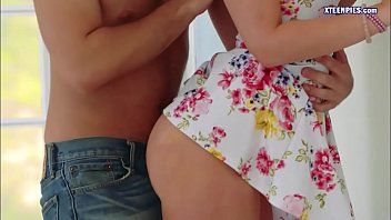 Jouer L'amour avec ma putain séduisante