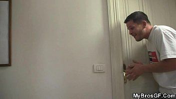 Odtwórz Filmy porno z nauczycielami uprawiającymi seks w szkołach xxx