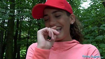 Play The brunette who enters her big ass fixed in the bottom xxl - xnxx movies